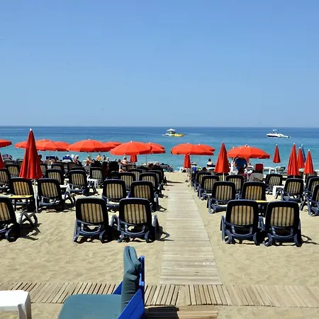 Lägenhetshotell Smartline Sunpark (adults Only) 3*